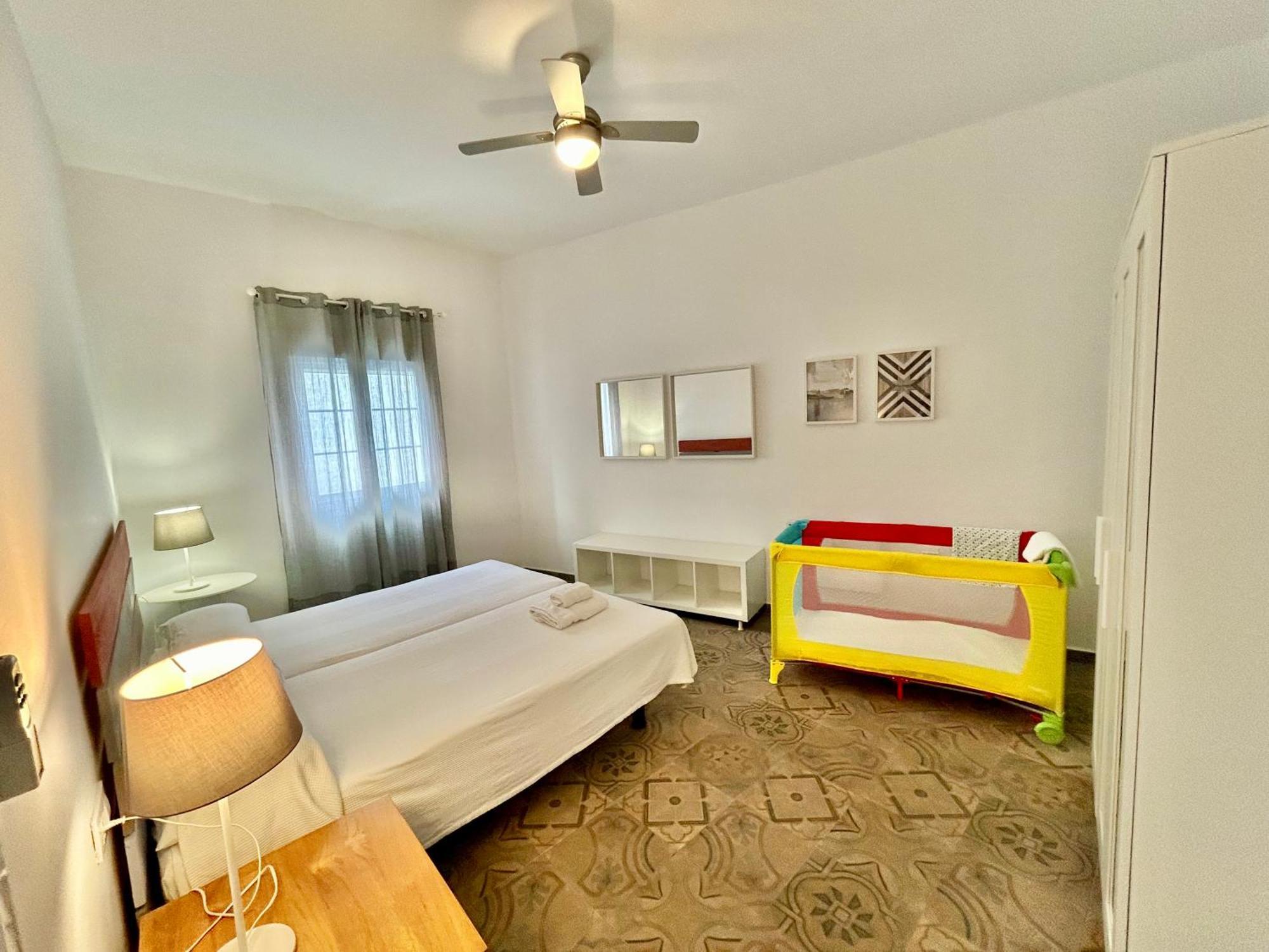 Acogedor Apt 8Pax 4Bdr 2Bth - Cozyhomesevilla1 Sevilha Exterior foto